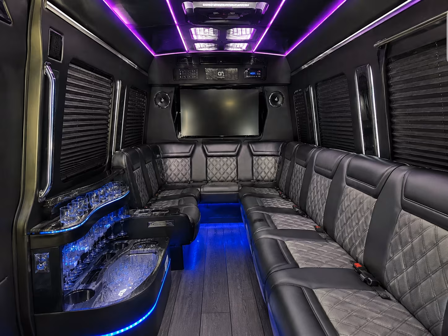 bus rentals for corporate meetings and client entertainment in hampton roads