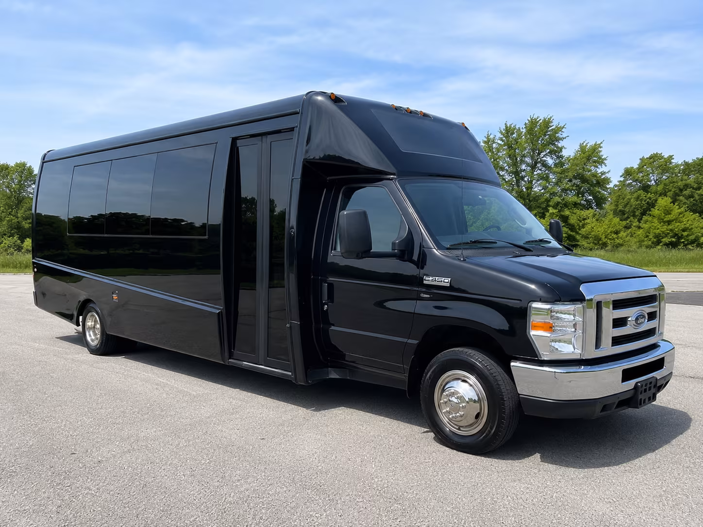buses for chesapeake art museum and zoo field trips