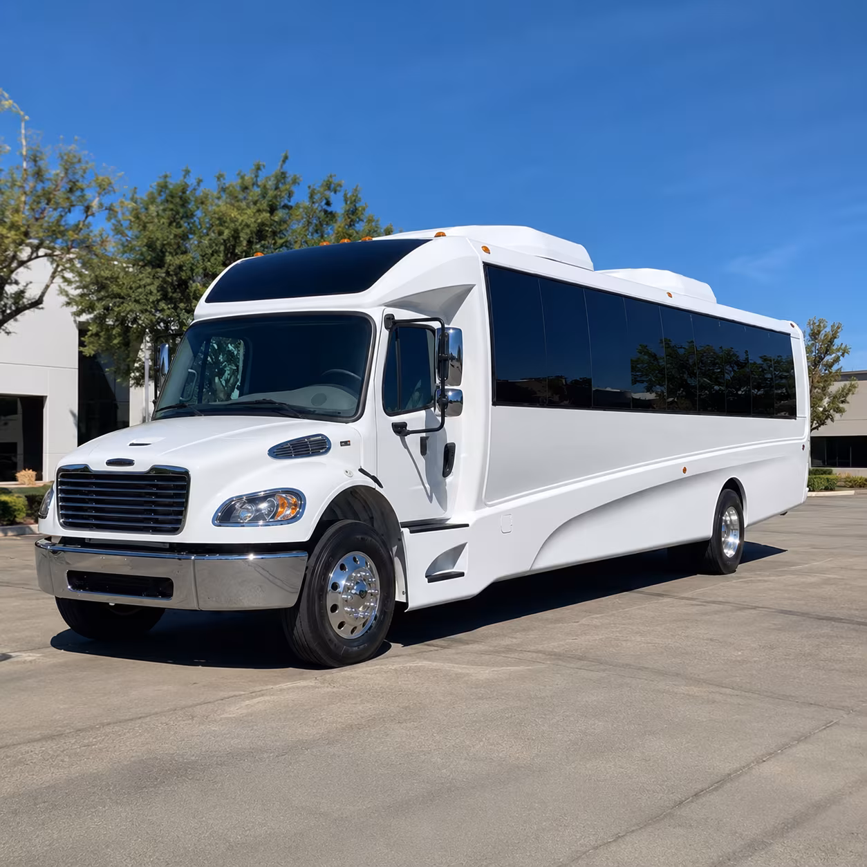 chesapeake 25 passenger minibus