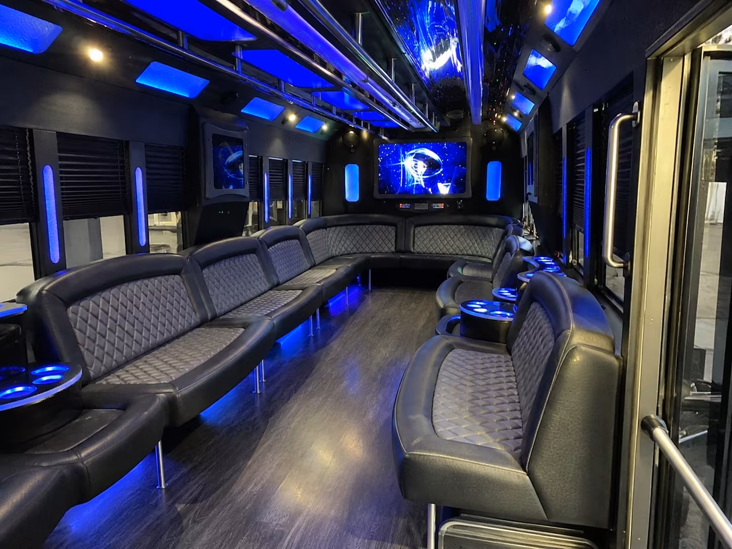 chesapeake 28 passenger party bus interior