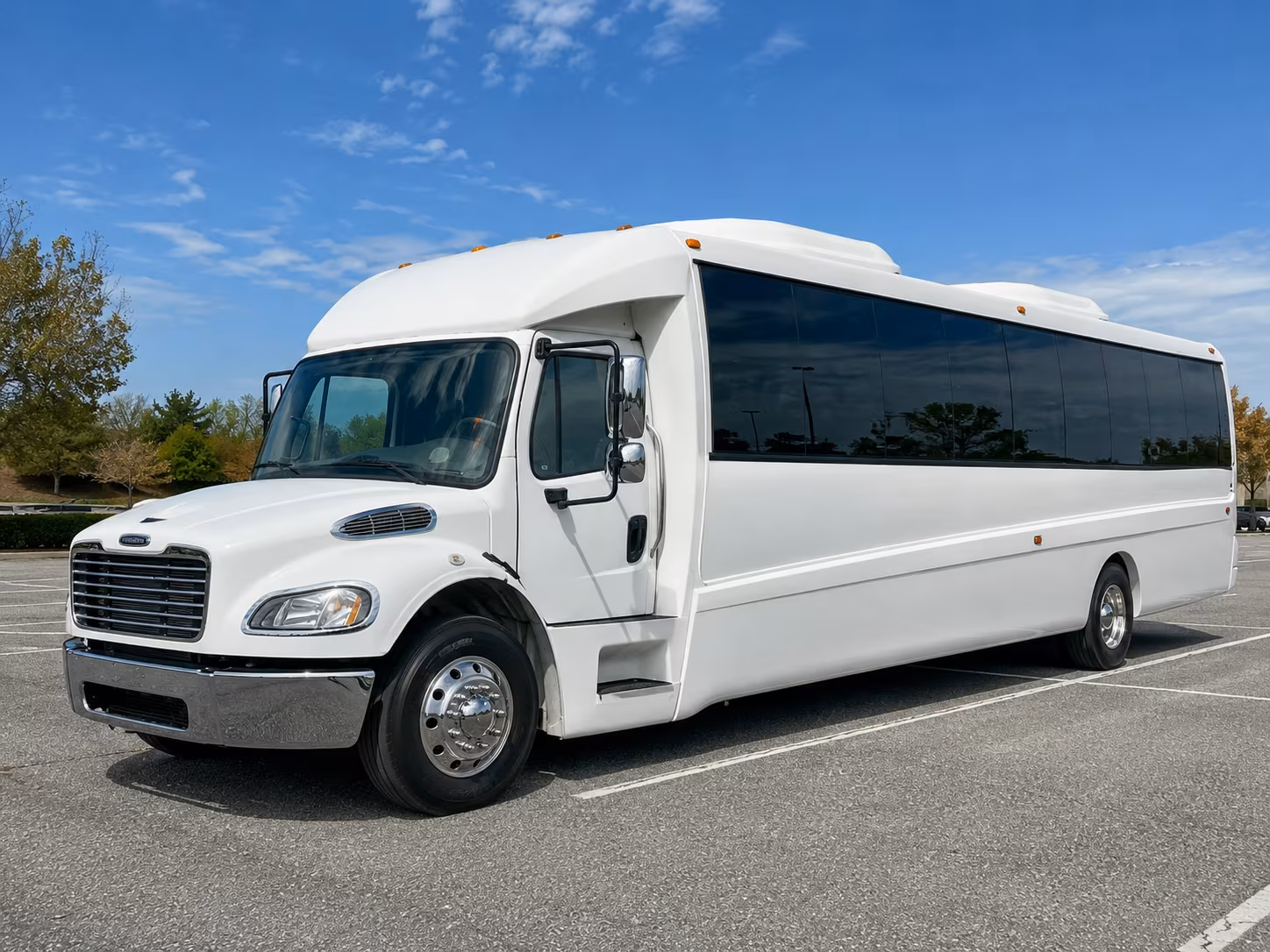 chesapeake 30 passenger party bus