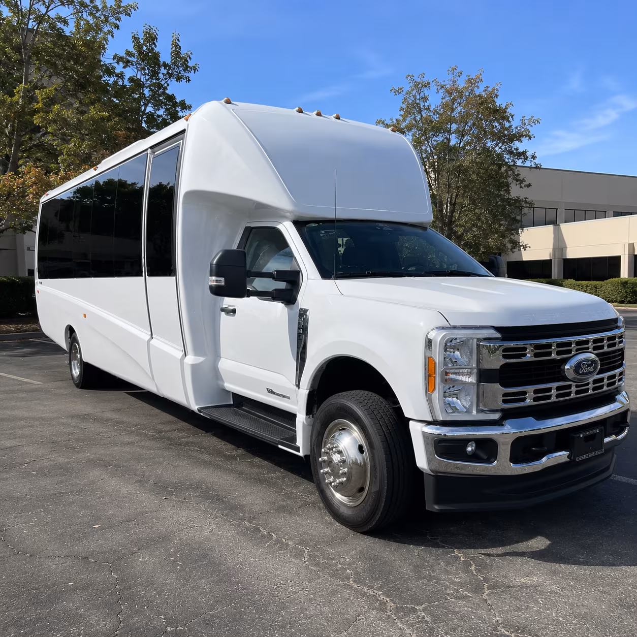 chesapeake airport transportation onboard seating