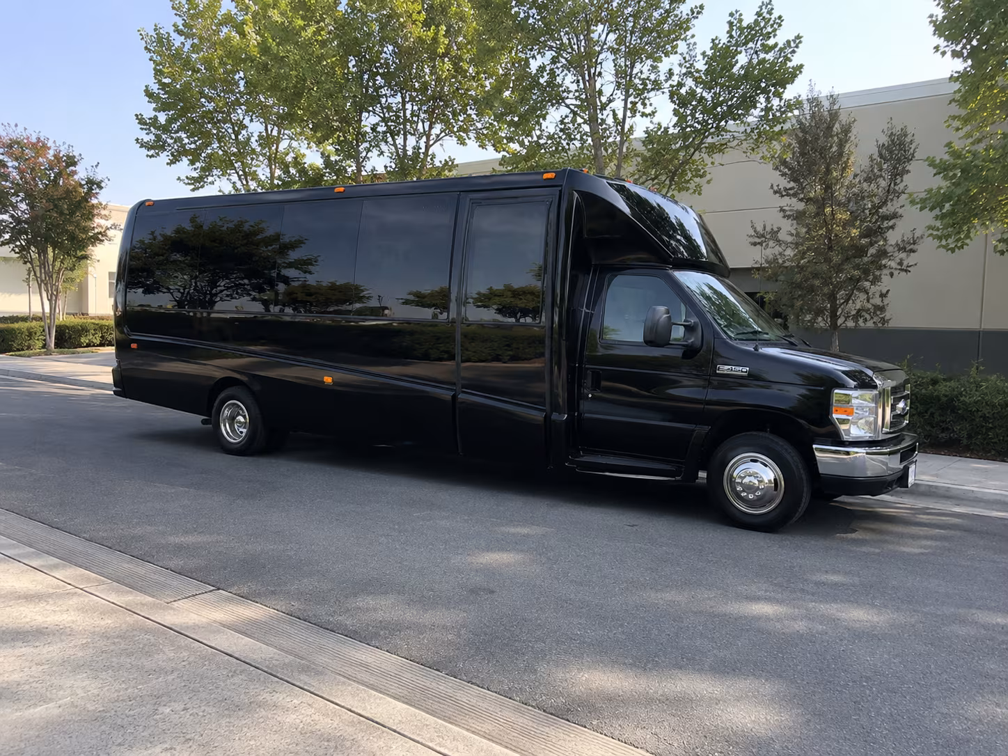 holiday party bus rental
