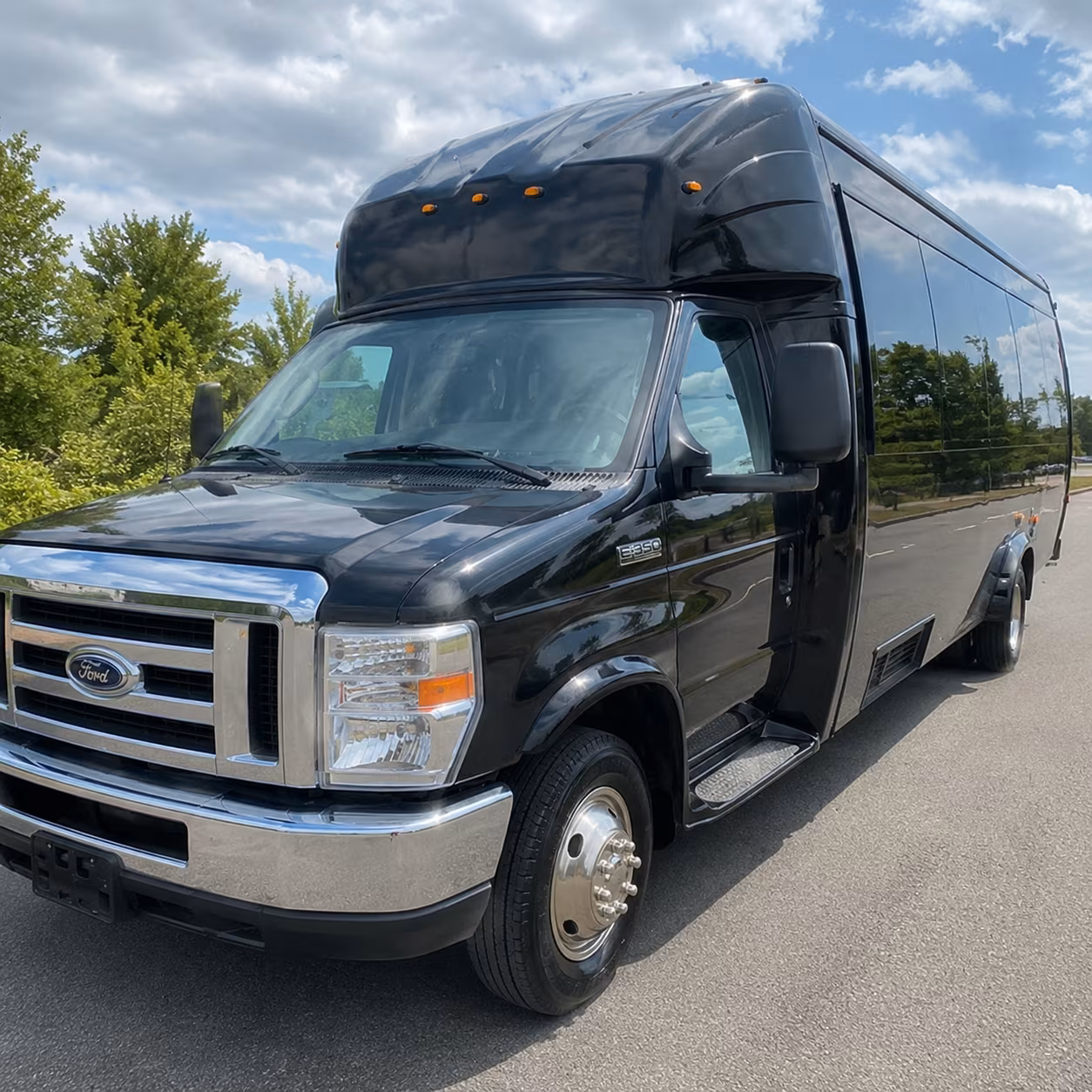 party buses to chrysler hall and norfolk scope concerts